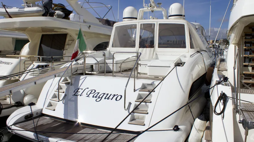 el-paguro-motor-yacht-overmarine-mangusta-80-open-stern