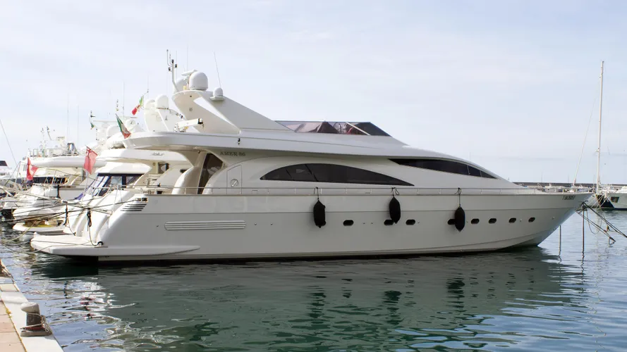 francamarina-motor-yacht-permare-amer-86-2007-26m-profile