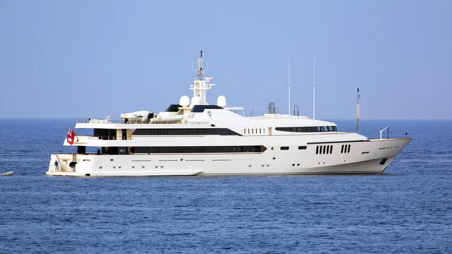 alwaeli-motor-yacht-crn-1991-68m-profile