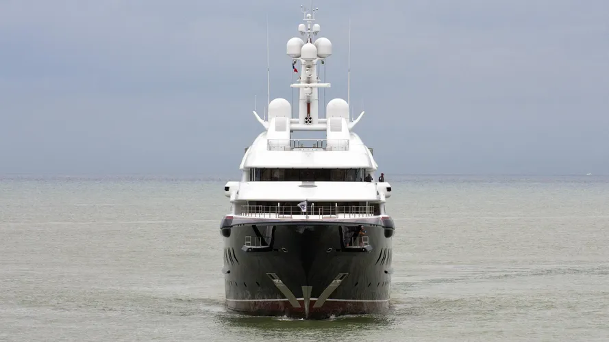 nirvana-motor-yacht-oceanco-2012-88m-bow