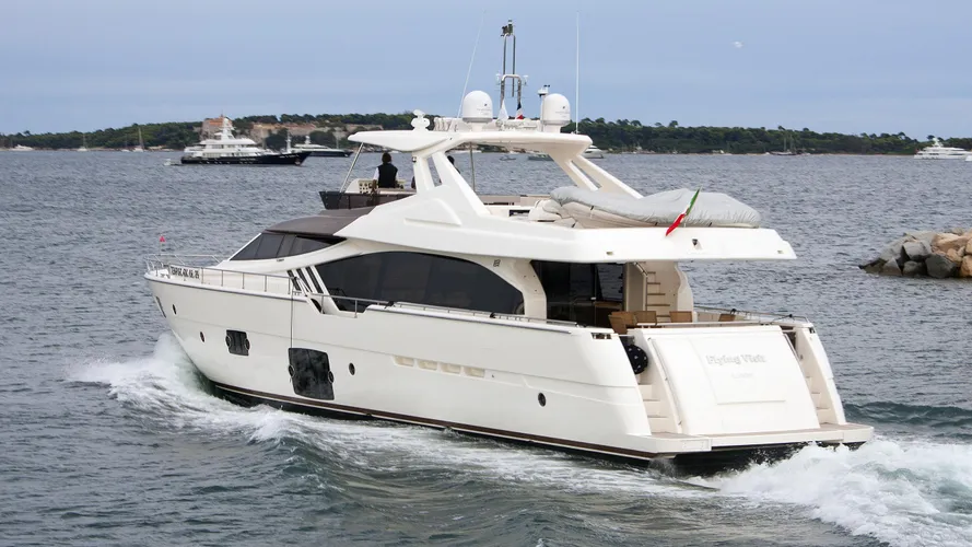 flying-visit-motor-yacht-ferretti-870-2012-27m-half-profile