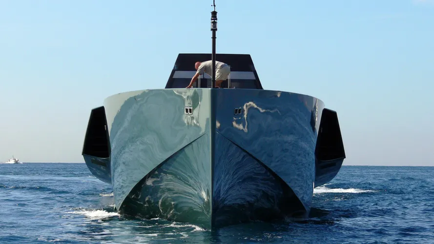 galeocerdo-motor-yacht-wally-power-118-2003-36m-bow.