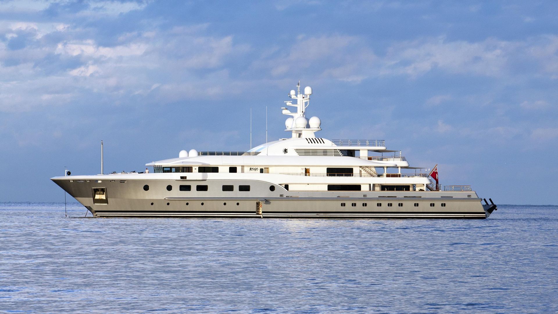 Boat international. яхта absolute navetta 58. Petersburg international boat show. Genova 2023 boat show honda. Build yacht.