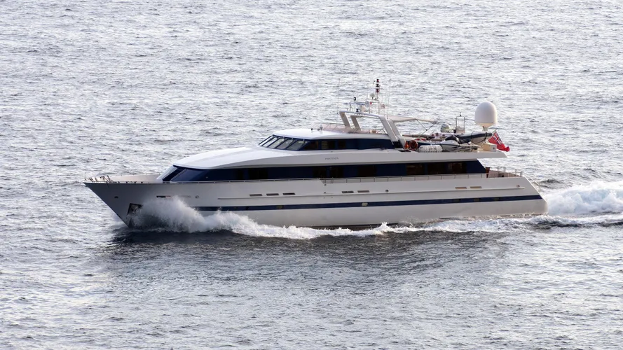printemps-motor-yacht-heesen1987-34m-cruising-profile