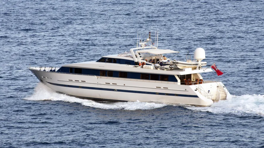 printemps-motor-yacht-heesen1987-34m-cruising-half-profile