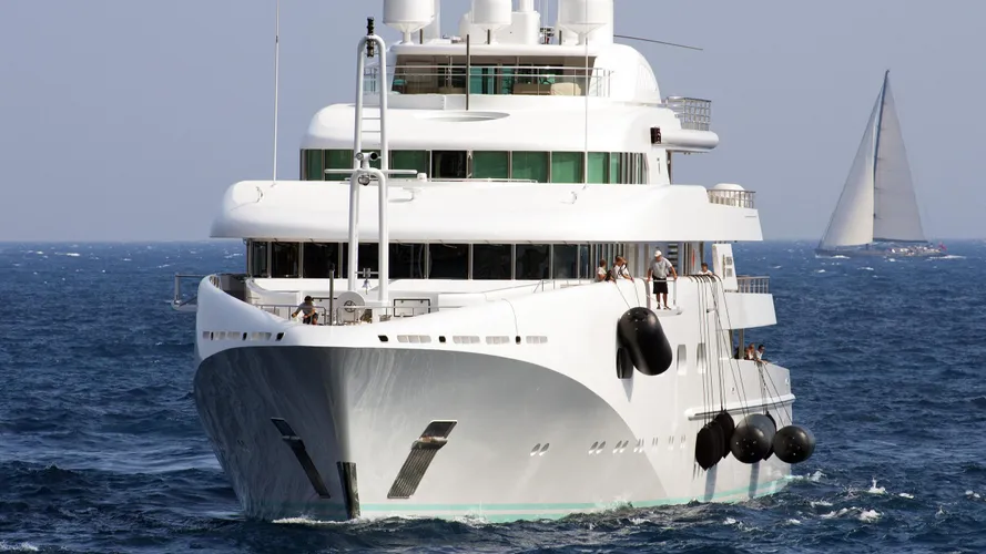 pegasus-viii-motor-yacht-royal-denship-2003-79m-bow