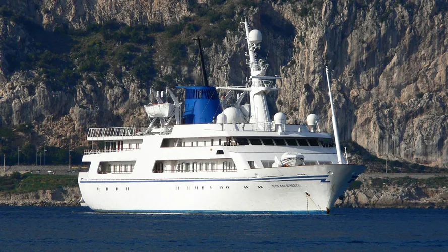 basrah-breeze-motor-yacht-helsingor-vaerft-1981-82m-half-profile