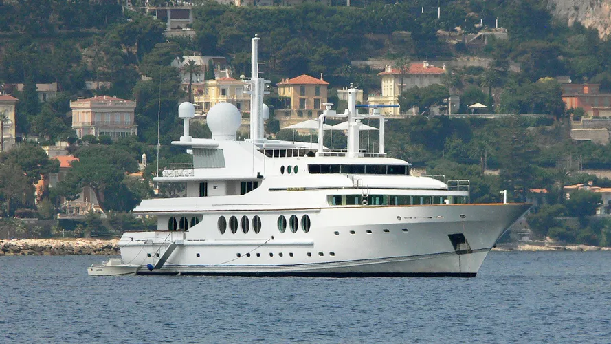 maridome-motor-yacht-brooke-1989-54m-half-profile
