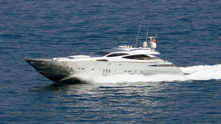 shooting-star-mistral-55-motor-yacht-pershing-115-2006-35m-cruising-profile