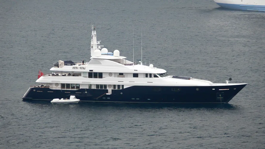 odessa-motor-yacht-turquoise-2007-50m-profile