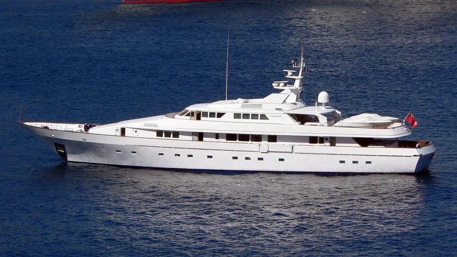 fantasia-motor-yacht-codecasa-1986-50m-profile