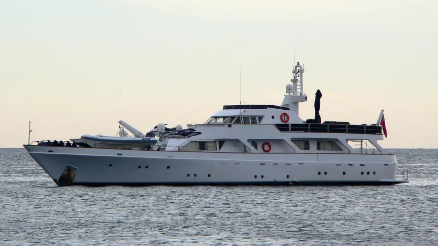 nomad-motor-yacht-proteksan-1977-32m-profile