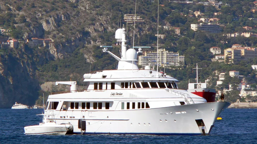 athina-ii-motor-yacht-feadship-1988-45m-half-profile