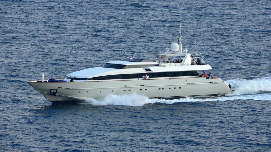 hemilea-motor-yacht-baglietto-1992-41m-cruising