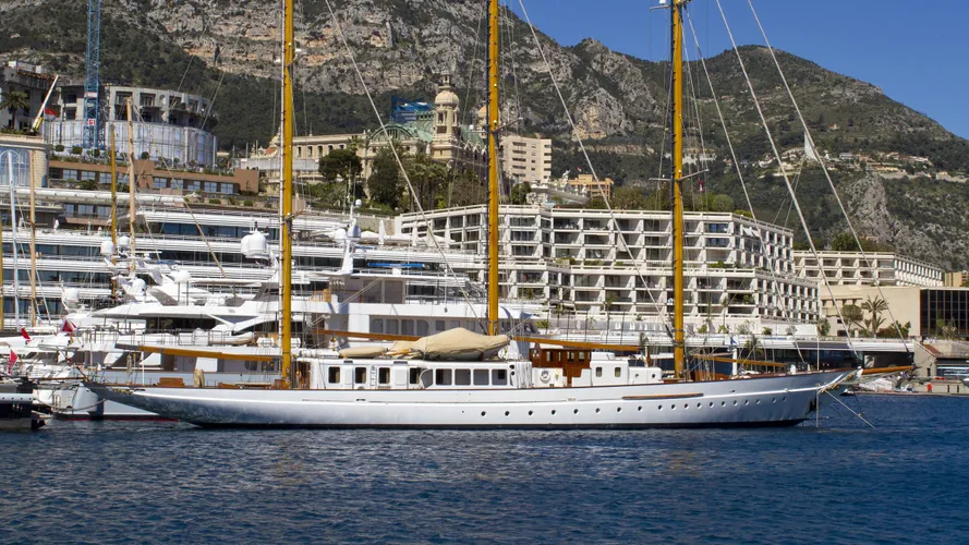 fleurtje-sailing-yacht-de-vries-lentsch-1960-57m-profile-after-refit