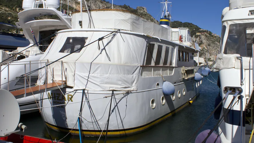 mizar-motor-yacht-cnl-liguri-1961-28m-stern