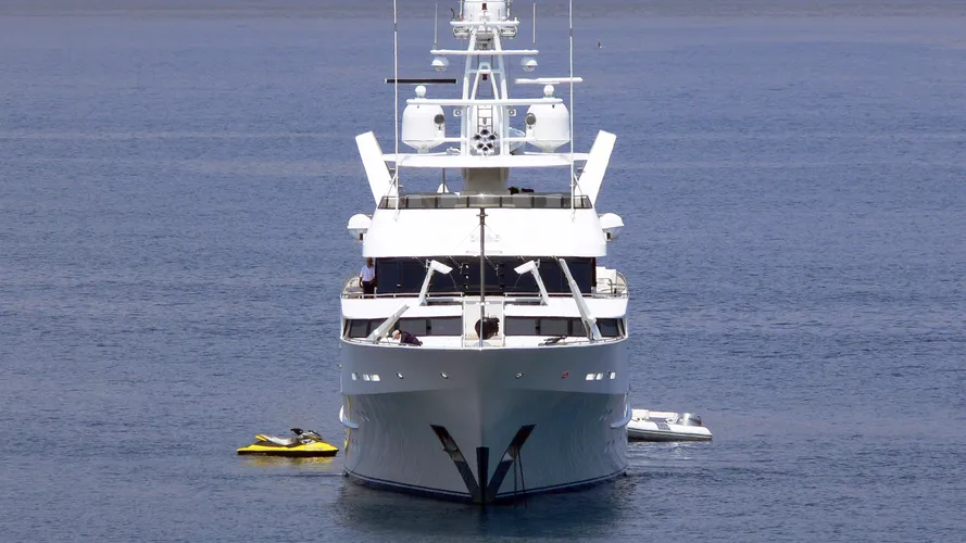 never-enough-motor-yacht-feadship-1992-43m-bow