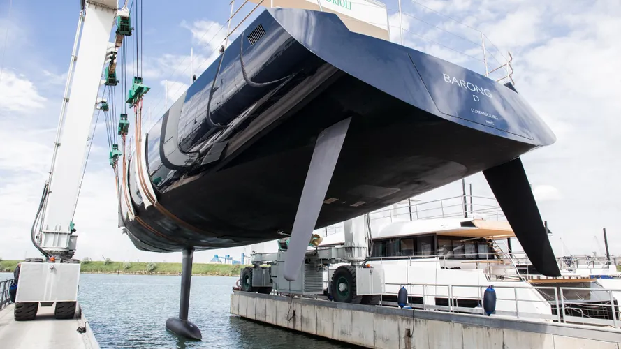 barong-d-sail-yacht-wally-2016-33m-stern-launch