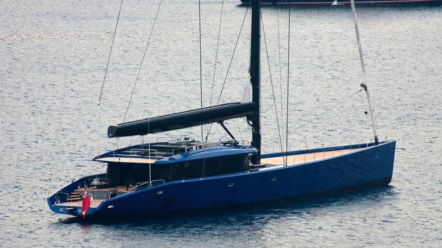 better-place-wally-164-2012-50m-moored