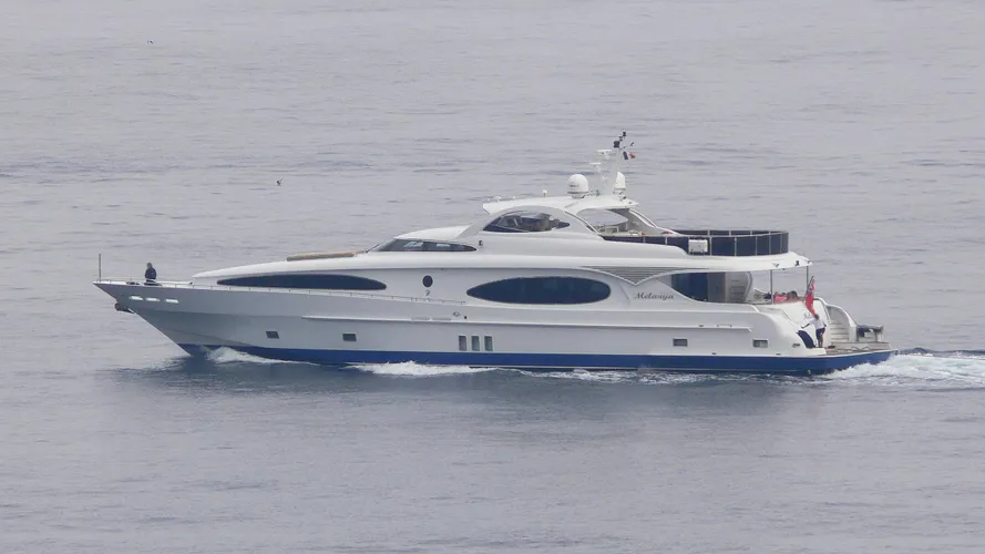 melanya-motor-yacht-gulf-craft-majesty-118-2006-36m-profile
