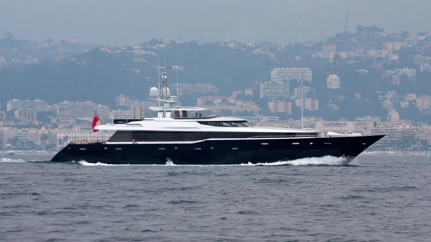 gazelle-polly-motor-yacht-alloy-2007-41m-profile