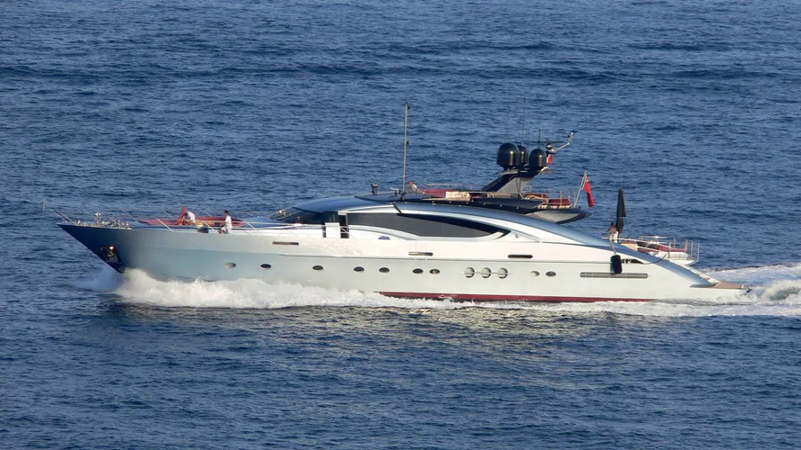 waverunner-motor-yacht-palmer-johnson-135-my-2007-41m-cruising-profile