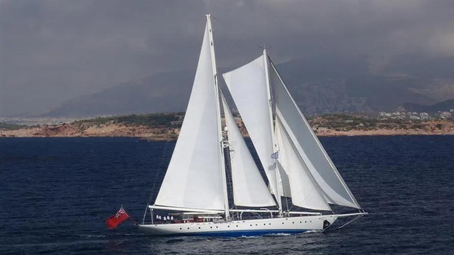 Gloria yacht
