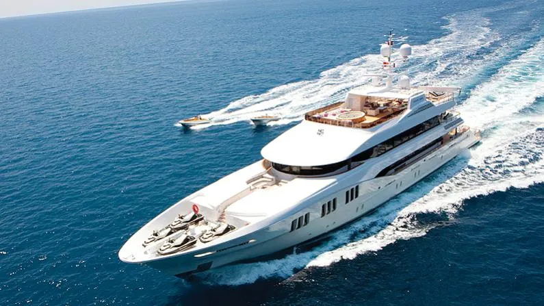 CARPE-DIEM-motor-yacht-trinity-2011-58m-cruising