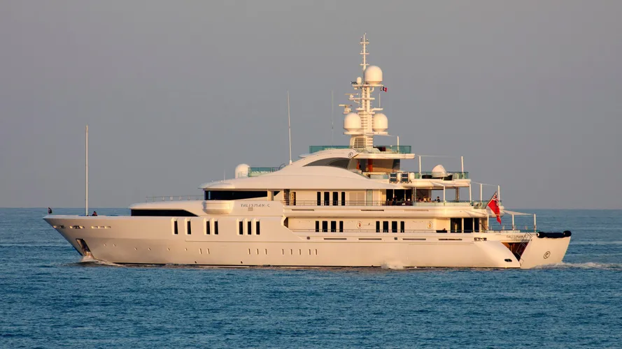 talisman-c-motor-yacht-Turquoise-2011-71m-profile