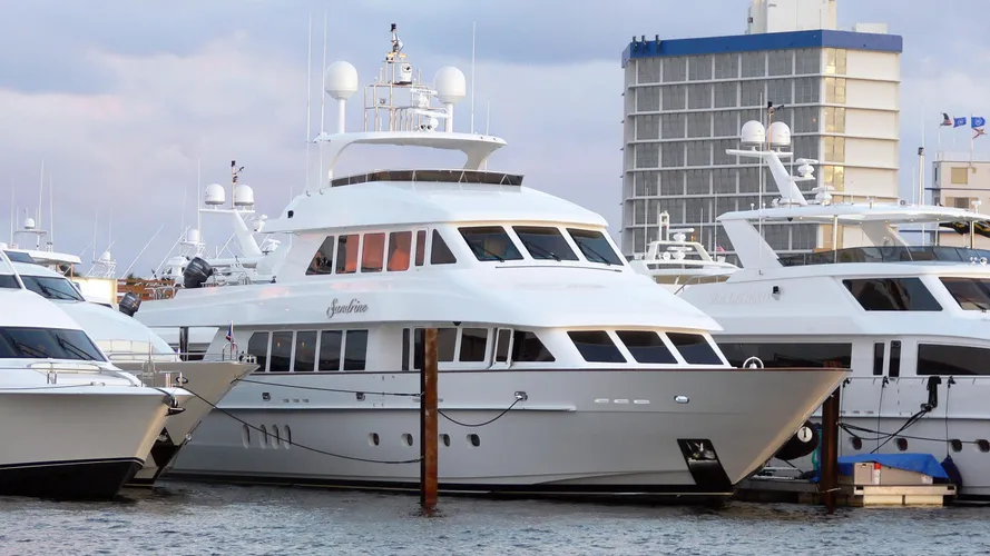 sandrine-motor-yacht-hargrave-115-2007-35m-moored-half-profile