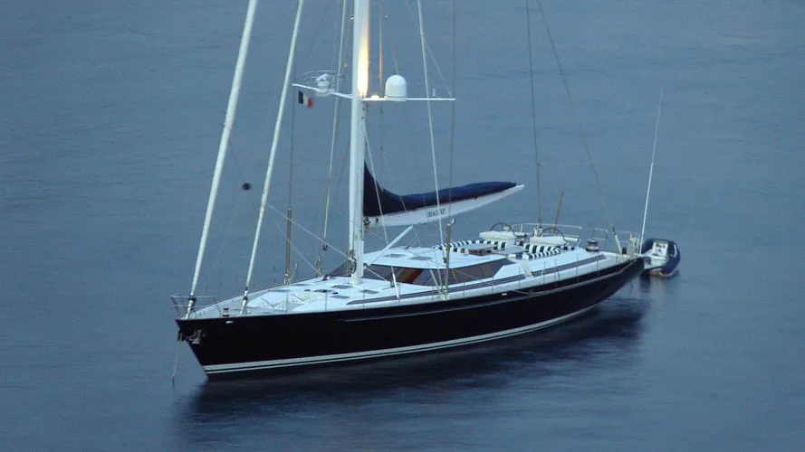 imagine-sailing-yacht-alloy-1993-34m-half-profile-by-night