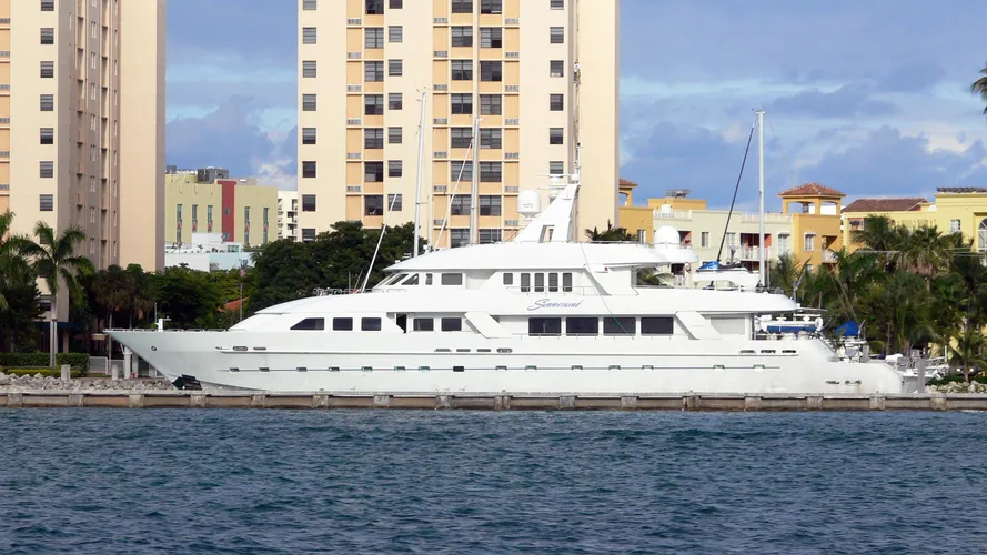 island-heiress-motor-yacht-cheoy-lee-global-145-1996-44m-profile