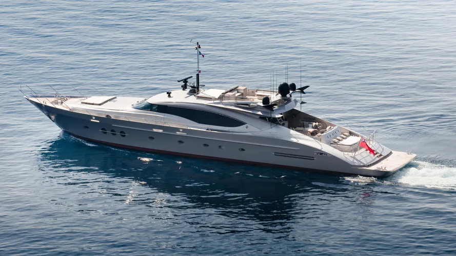 izumi-motor-yacht-palmer-johnson-120-my-2008-37m-aerial
