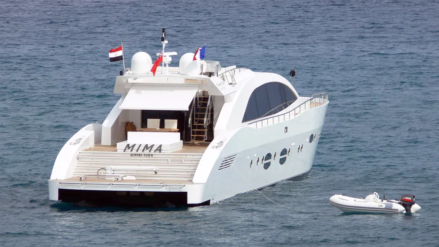 mima-motor-yacht-shama-2008-36m-half-profile