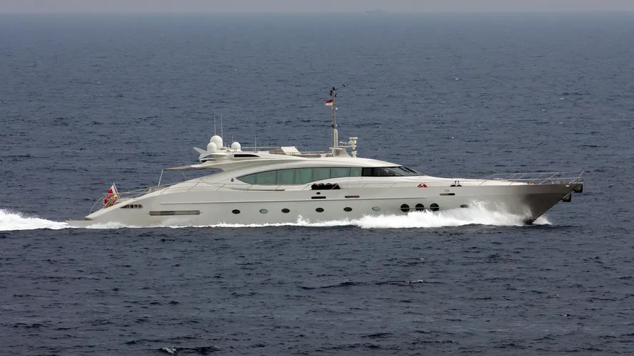 escape-ii-motor-yacht-palmer-johnson-120-2005-37m-cruising-profile