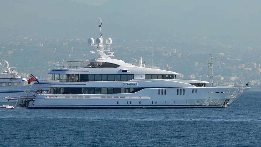 netanya-8-motor-yacht-cmn-2007-58m-profile