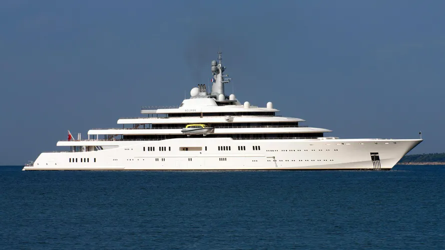 eclipse-motor-yacht-blohm-voss-2010-162m-profile
