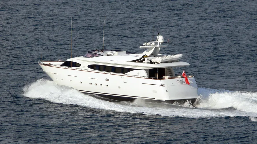 talila-motor-yacht-mondomarine-mondo-29m-2000-28m-cruising-stern