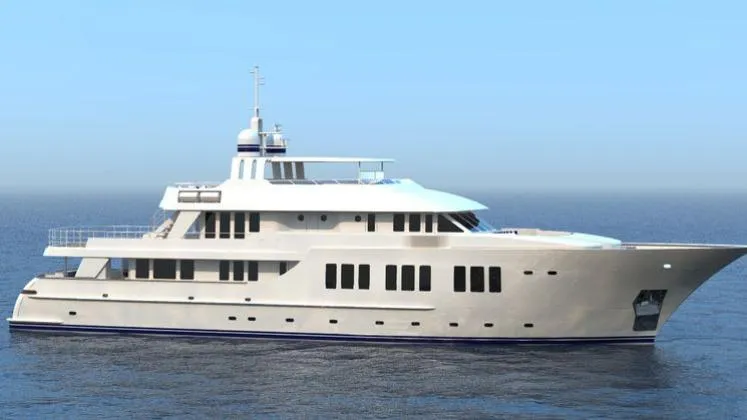 my-135-yacht-exterior