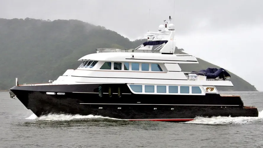 Gattina yacht