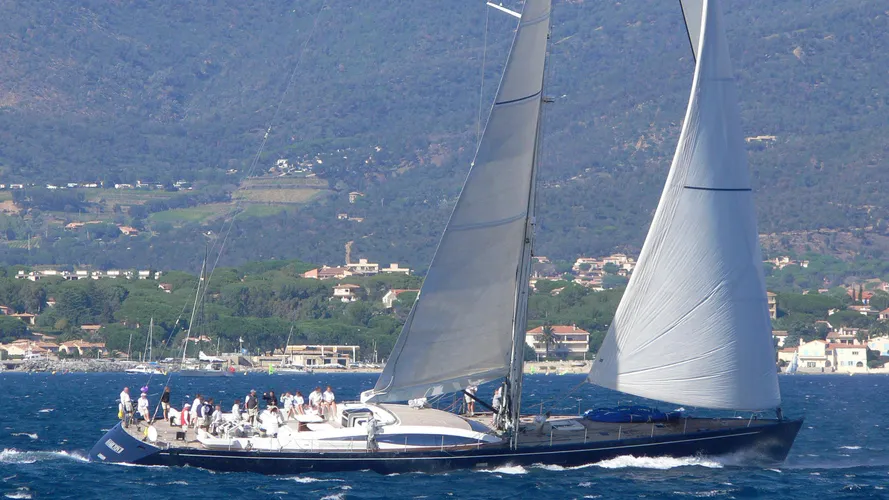 hamilton-ii-sailing-yacht-cnb-117-2005-36m-cruising-profile