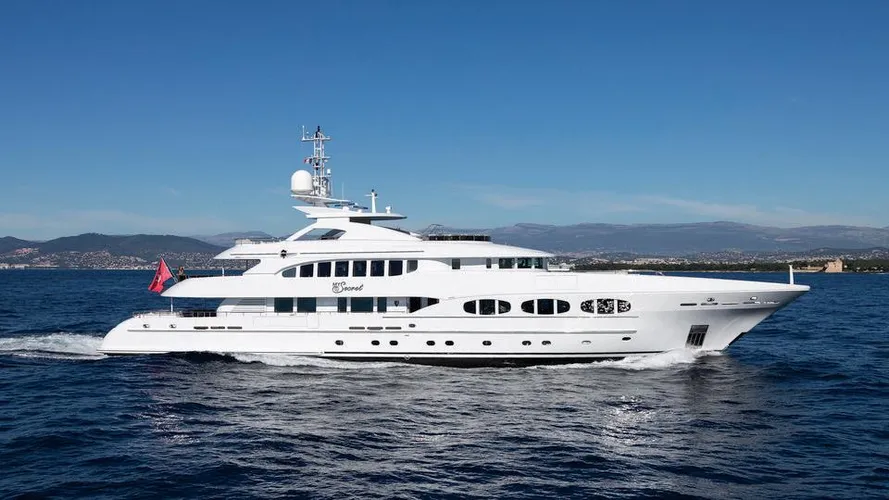 MY-SECRET-motor-yacht-heesen-47m-2012-profile