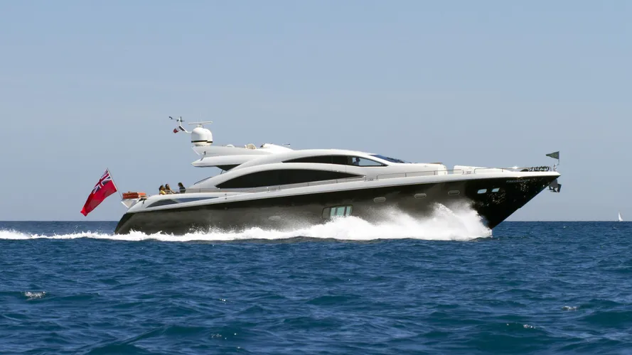 firecracker-motor-yacht-sunseeker-predator-84-2011-26m-running-profile
