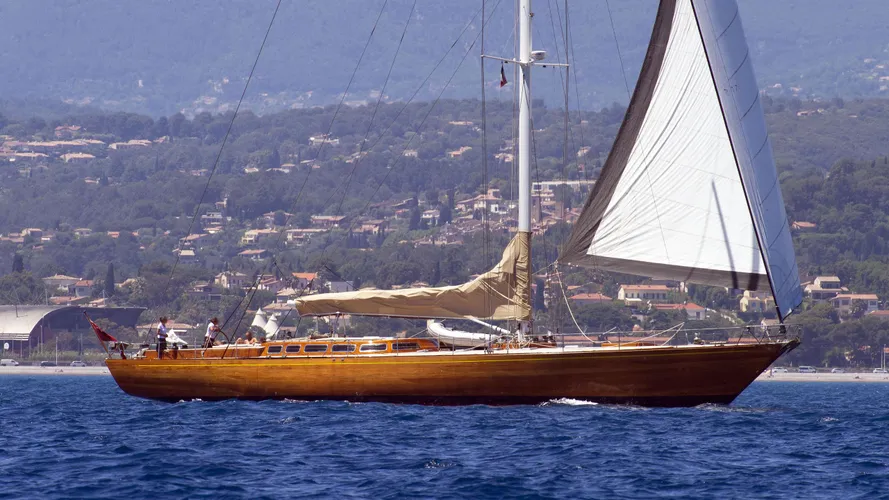 masa-yume-sailing-yacht-sangermani-1983-25m-running-profile