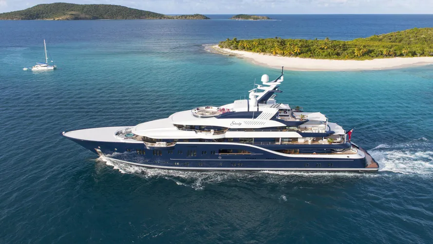 solandge-motor-yacht-lurssen-2013-85m-profile-cruising