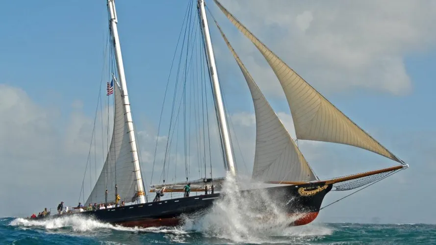 America-sailing-yacht-scarano-1995-42m-profile-cruising