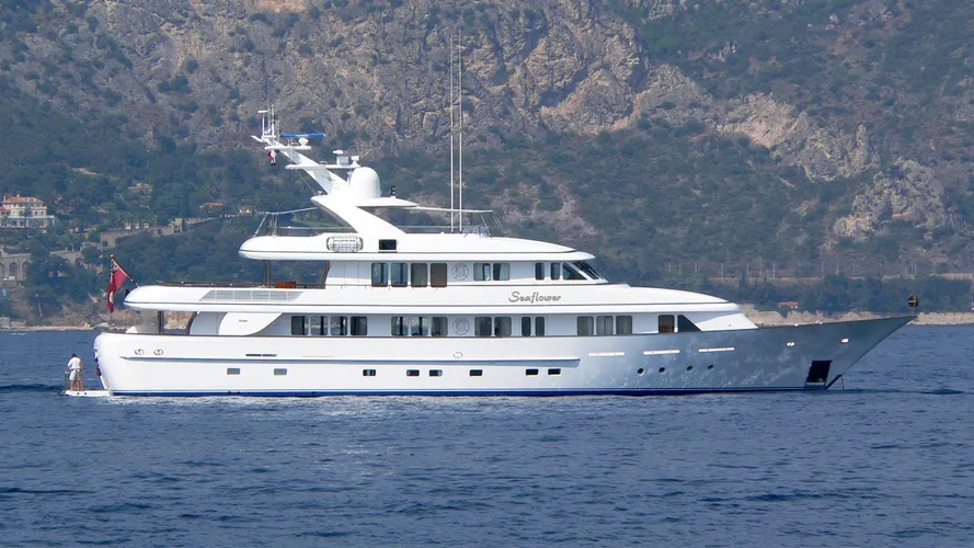 cipitouba-seaflower-motor-yacht-feadship-2002-40m-profile