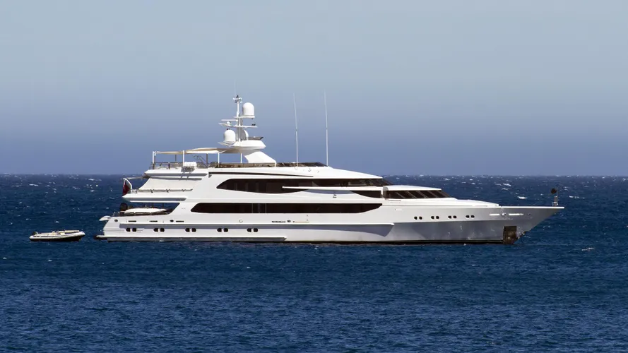 lazy-z-motor-yacht-oceanco-1997-51m-profile