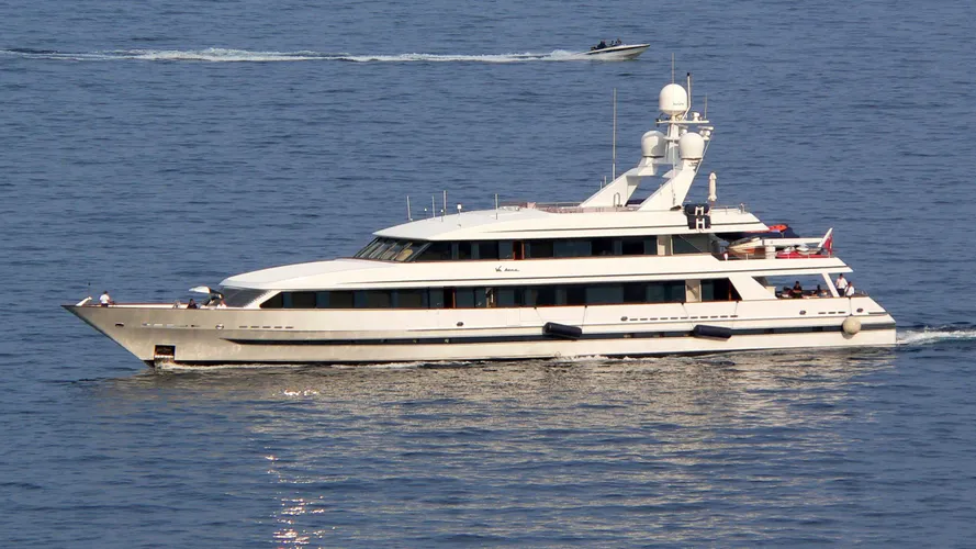va-bene-motor-yacht-cornelissen-1992-46m-cruising