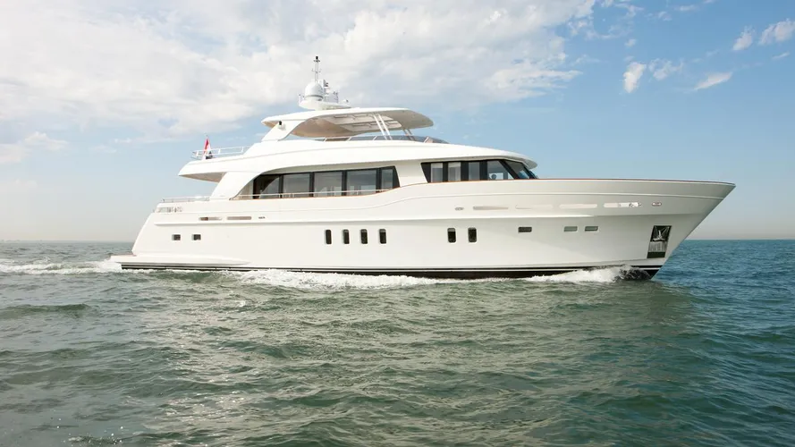 firefly-motor-yacht-mulder-voyager-94-2015-29m-profile